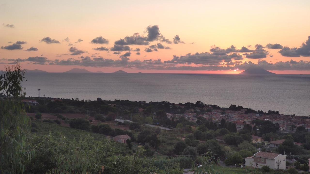 Il Corbezzolo Tropea Residence ภายนอก รูปภาพ